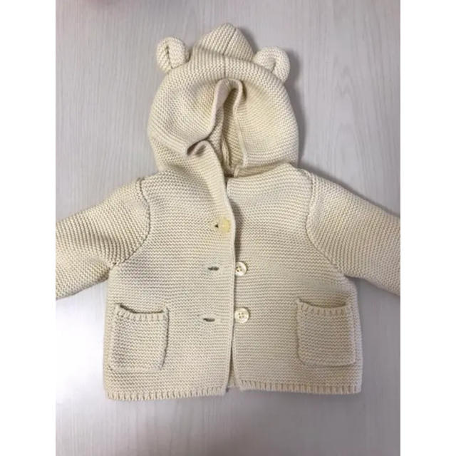 babyGAP(ベビーギャップ)のgap くま耳 カーディガン キッズ/ベビー/マタニティのベビー服(~85cm)(カーディガン/ボレロ)の商品写真