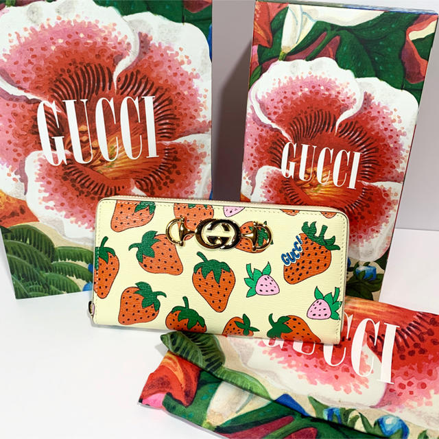 公式サイト Gucci - knk#☆グッチズゥミGGストロベリープリントジップ