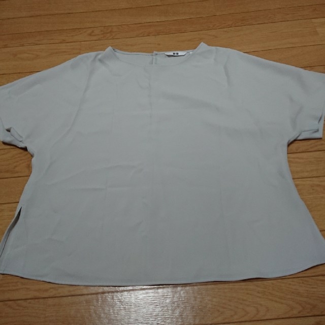 UNIQLO(ユニクロ)のユニクロ ドレープブラウス レディースのトップス(シャツ/ブラウス(半袖/袖なし))の商品写真