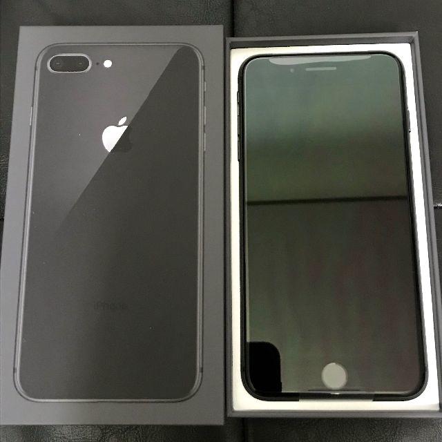 Apple(アップル)の新品 値下げ iPhone8 Plus 64GB グレイ SIMロック解除済み スマホ/家電/カメラのスマートフォン/携帯電話(スマートフォン本体)の商品写真