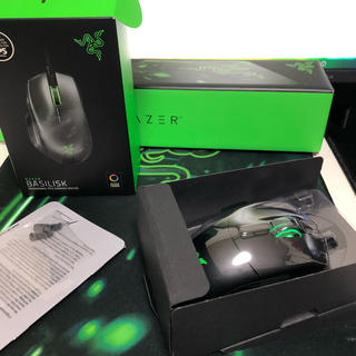 レイザー(LAZER)のRAZER  マウスパッドとゲーミングマウスのセット(PC周辺機器)