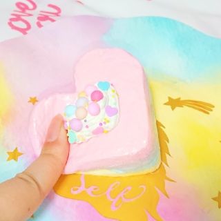 新作♥Heart Colorful Mousse Cake 手作りスクイーズ