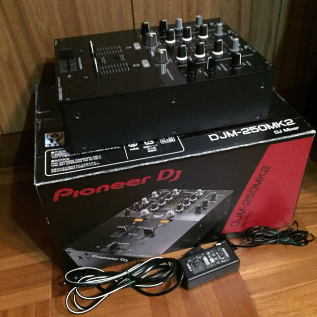 Pioneer(パイオニア)のPioneer  DJ ミキサー DJM250mk2 楽器のDJ機器(DJミキサー)の商品写真