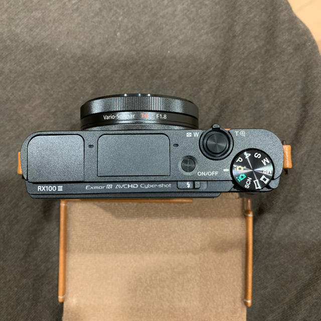 SONY(ソニー)のSONY RX100M3 スマホ/家電/カメラのカメラ(コンパクトデジタルカメラ)の商品写真