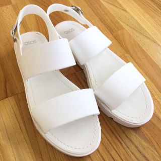 エイソス(asos)の新品asosストラップサンダル♪難あり(サンダル)