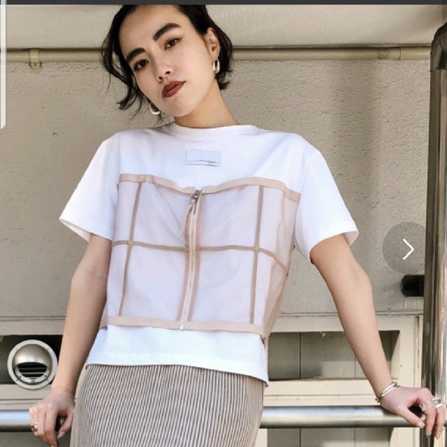 Ameri VINTAGE(アメリヴィンテージ)のしおり様専用 AMERI Tシャツ 新品未使用ホワイト レディースのトップス(Tシャツ(半袖/袖なし))の商品写真