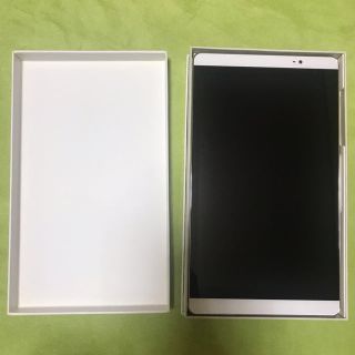 エヌティティドコモ(NTTdocomo)のdtab Compact d-02H(タブレット)