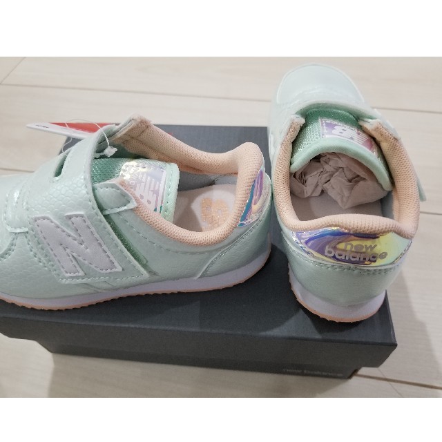 New Balance(ニューバランス)のニューバランス
15.0cm IV220 M2 マーメイドアクア　 キッズ/ベビー/マタニティのキッズ靴/シューズ(15cm~)(スニーカー)の商品写真