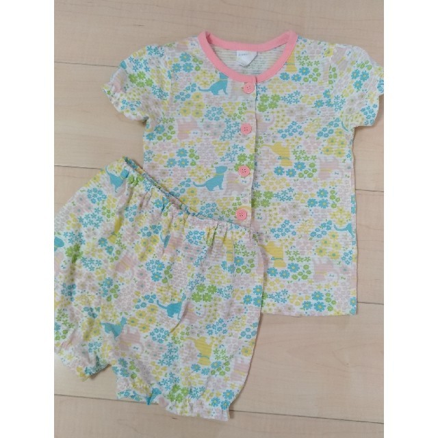 ai様専用☆キッズ 半袖パジャマ 100cm 中古 半ズボン キッズ/ベビー/マタニティのキッズ服男の子用(90cm~)(パジャマ)の商品写真