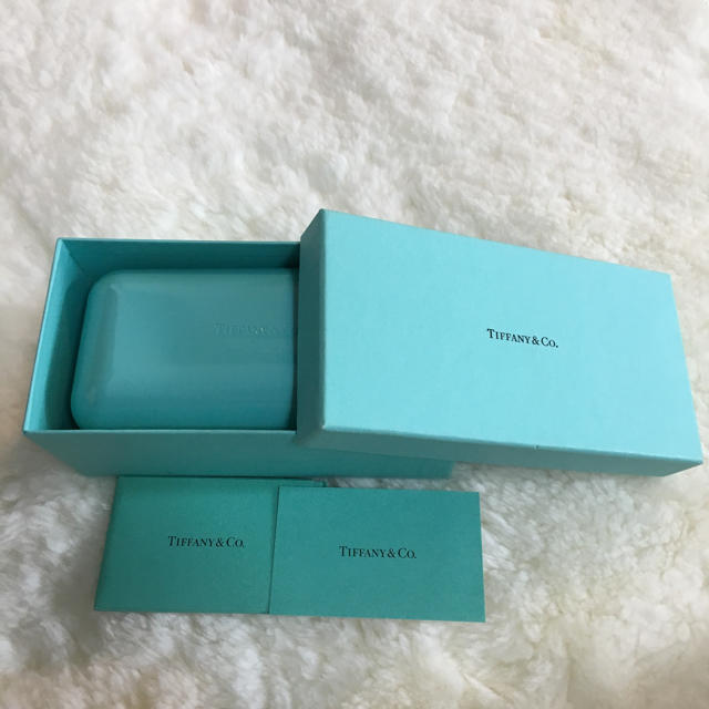 Tiffany & Co.(ティファニー)のティファニー サングラス TIFFANY レディースのファッション小物(サングラス/メガネ)の商品写真