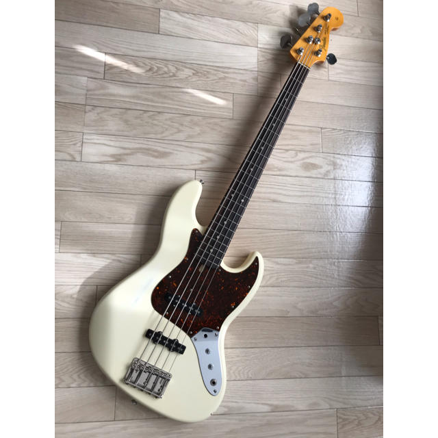 Fender Japan JBV-95 (VWH)