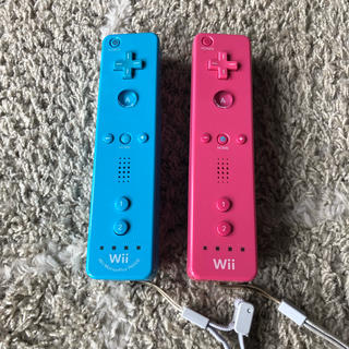 ウィー(Wii)のwiiリモコン ブルー ピンク ２つセット(家庭用ゲーム機本体)