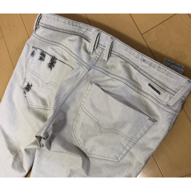 DIESEL 32インチ 3