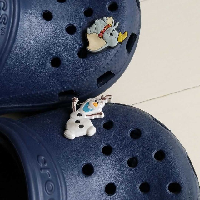 crocs(クロックス)のまもりま様専用です。クロックス　キッズ　17.5センチ キッズ/ベビー/マタニティのキッズ靴/シューズ(15cm~)(サンダル)の商品写真