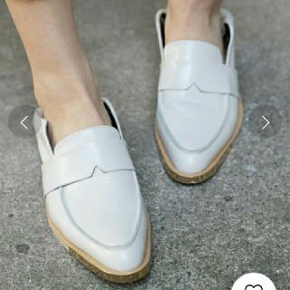 アメリヴィンテージ(Ameri VINTAGE)のBABOOSH BELT LOAFER(ローファー/革靴)