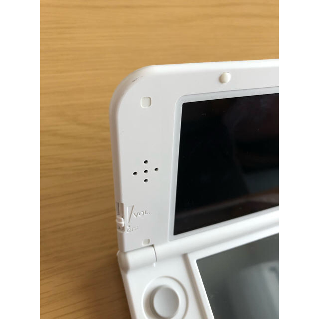 ニンテンドー3DS(ニンテンドー3DS)の任天堂 3DS 本体 ケースセット エンタメ/ホビーのゲームソフト/ゲーム機本体(携帯用ゲーム機本体)の商品写真