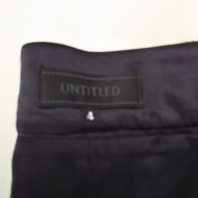 UNTITLED(アンタイトル)のUNTITLED 黒 スカート レディースのスカート(ひざ丈スカート)の商品写真
