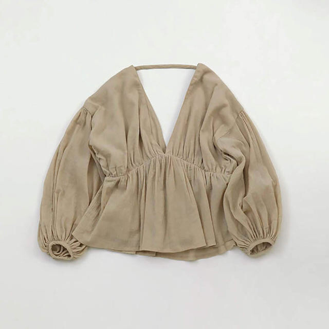 TODAYFUL(トゥデイフル)の【新品未使用タグ付き】todayful  Vneck Crape Blouse レディースのトップス(シャツ/ブラウス(長袖/七分))の商品写真