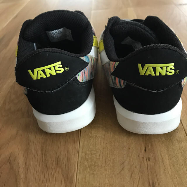 VANS(ヴァンズ)のVANSスニーカー 17cm キッズ/ベビー/マタニティのキッズ靴/シューズ(15cm~)(スニーカー)の商品写真