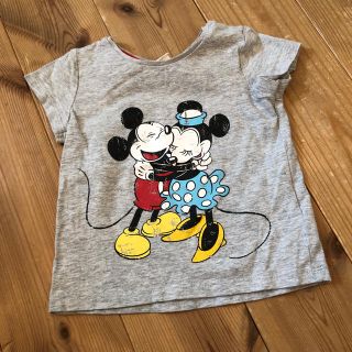 ディズニー(Disney)の74 H&M disney コラボ Tシャツ(Ｔシャツ)