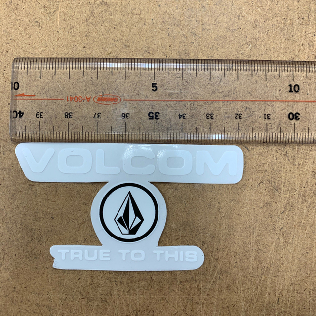 volcom(ボルコム)のvolcom 非売品 ステッカー レア スポーツ/アウトドアのスポーツ/アウトドア その他(サーフィン)の商品写真