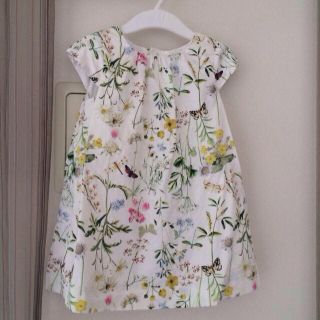 ザラキッズ(ZARA KIDS)の98サイズ☆植物柄ワンピース(ワンピース)