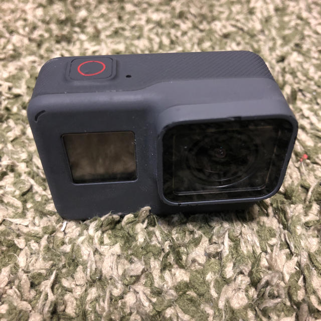 GoPro(ゴープロ)のGoPro hero6 Black 、DUAL BATTERY CHARGER スマホ/家電/カメラのカメラ(ビデオカメラ)の商品写真