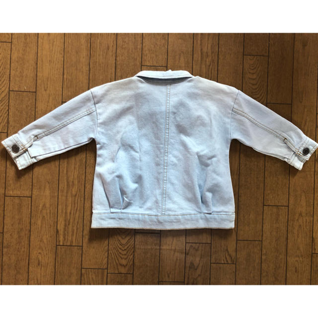 刺繍入りデニムジャケット kids 80cm キッズ/ベビー/マタニティのベビー服(~85cm)(ジャケット/コート)の商品写真