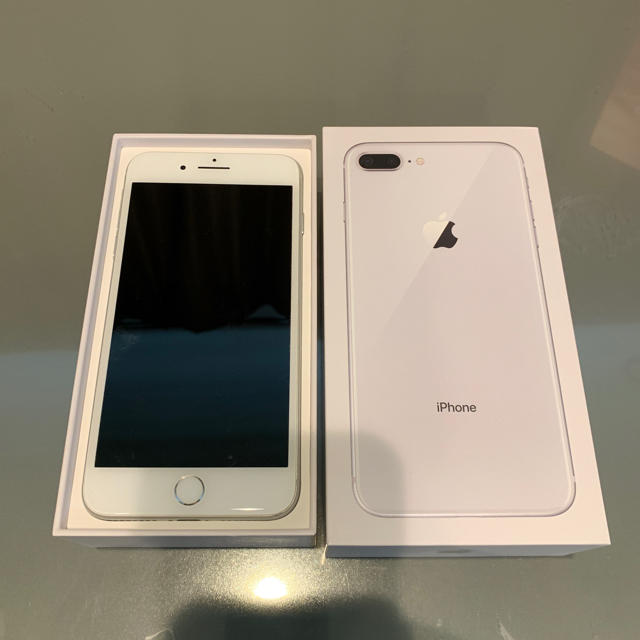 ☆iPhone plus シルバー 64GB au☆値下げしました！ 目玉セール 23040円