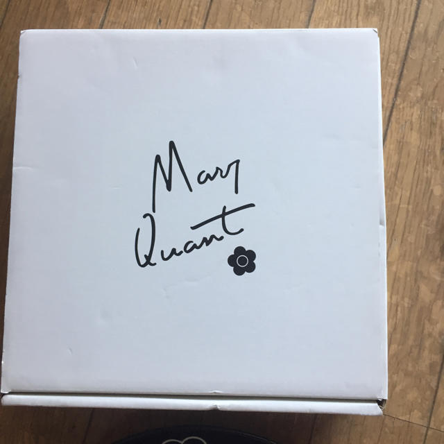 MARY QUANT(マリークワント)のマリークワント ノベルティー 皿 エンタメ/ホビーのコレクション(ノベルティグッズ)の商品写真