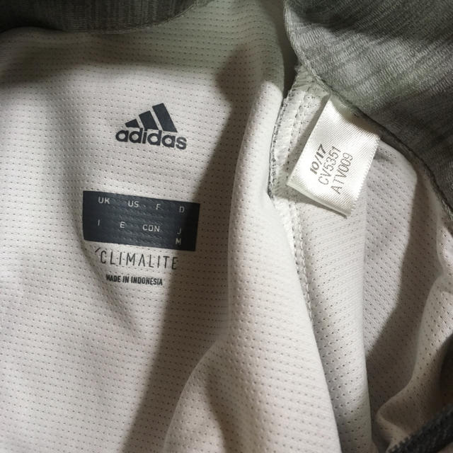 adidas(アディダス)のadidas  個性的ジャージ レディースのジャケット/アウター(その他)の商品写真