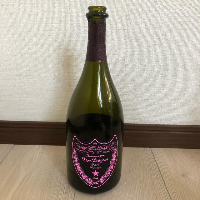 Dom Pérignon(ドンペリニヨン)のドンペリ ロゼ ボトル 空き瓶 空瓶 インテリア/住まい/日用品のキッチン/食器(容器)の商品写真