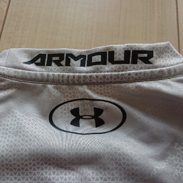 UNDER ARMOUR(アンダーアーマー)のUNDER ARMOURウェア スポーツ/アウトドアのランニング(ウェア)の商品写真