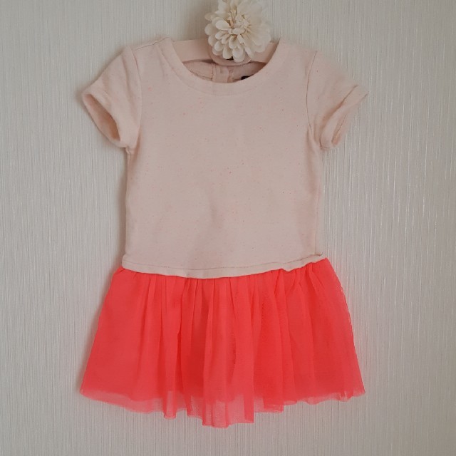 babyGAP(ベビーギャップ)のbabyGap　ワンピース　90センチ キッズ/ベビー/マタニティのキッズ服女の子用(90cm~)(ワンピース)の商品写真