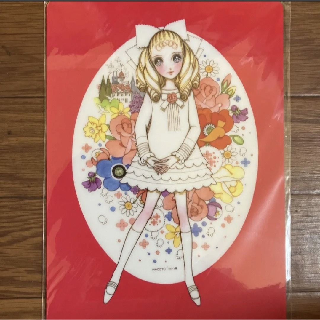 新品、未使用 昭和レトロ 高橋真琴 下敷き(パーティー・ドール) インテリア/住まい/日用品の文房具(ノート/メモ帳/ふせん)の商品写真