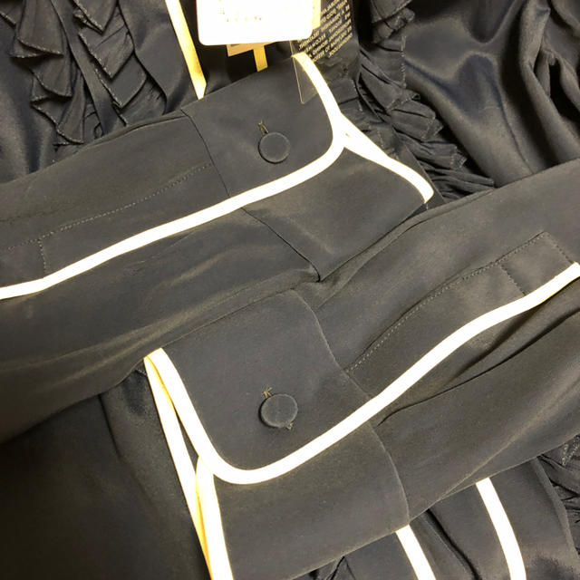 再入荷人気 Marni - MARNI シルクブラウス(ネイビー)の通販 by Coco's shop|マルニならラクマ 最安値挑戦