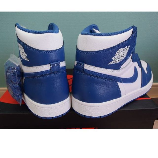 NIKE(ナイキ)の新品NIKE(ナイキ)エア ジョーダンＪＯＲＤＡＮ1 ストームブルーＳ１０ メンズの靴/シューズ(スニーカー)の商品写真