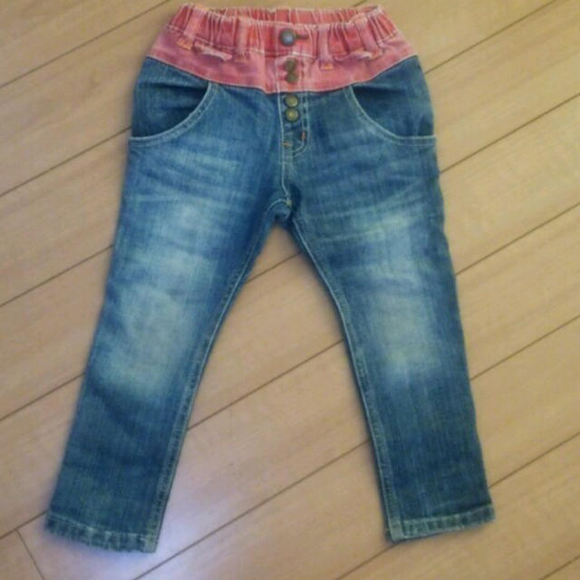 JUNK STORE(ジャンクストアー)のJUNK  STORE  キッズ　デニム　ジーンズ100👖　 キッズ/ベビー/マタニティのキッズ服男の子用(90cm~)(パンツ/スパッツ)の商品写真