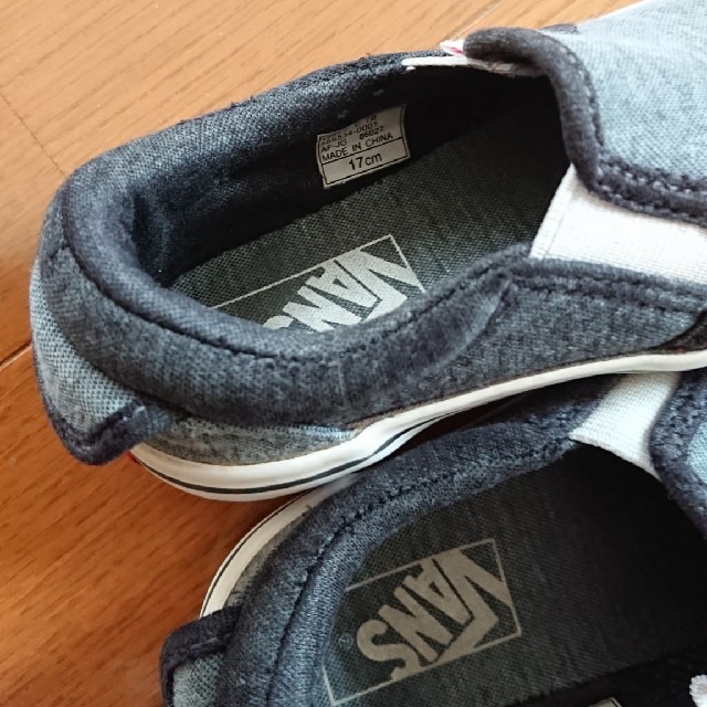 VANS(ヴァンズ)の専用 人気 VANS   キッズ/ベビー/マタニティのキッズ靴/シューズ(15cm~)(スニーカー)の商品写真