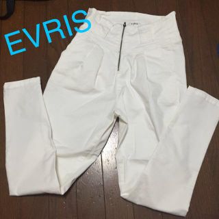 エヴリス(EVRIS)のEVRIS♡ハイウエストホワイトデニム(デニム/ジーンズ)