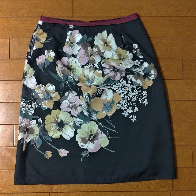 SunaUna - SUNAUNA紺色×紫膝丈スカートMサイズの通販 by まこめくす's shop｜スーナウーナならラクマ