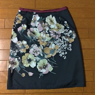 スーナウーナ(SunaUna)のSUNAUNA紺色×紫膝丈スカートMサイズ(ひざ丈スカート)