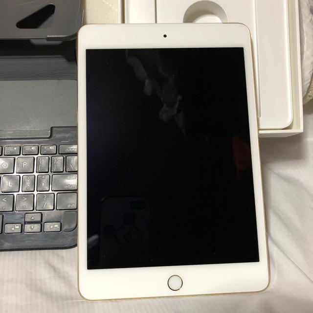 Apple 64gb au キーボードケース付きの通販 by じゅんじゅん's shop｜アップルならラクマ - iPad mini4 ゴールド 得価日本製