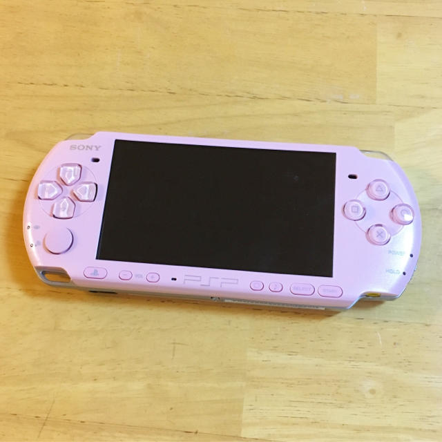 PlayStation(プレイステーション)の美品＊PSP 3000 本体 ピンク エンタメ/ホビーのゲームソフト/ゲーム機本体(携帯用ゲーム機本体)の商品写真