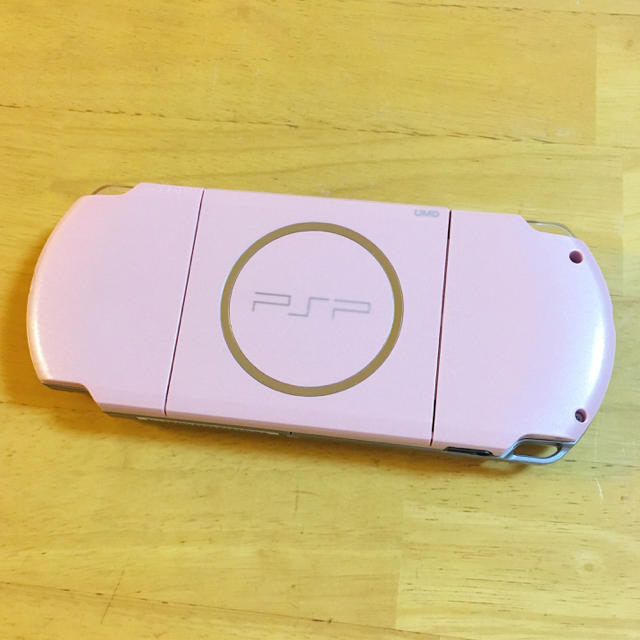 PlayStation(プレイステーション)の美品＊PSP 3000 本体 ピンク エンタメ/ホビーのゲームソフト/ゲーム機本体(携帯用ゲーム機本体)の商品写真