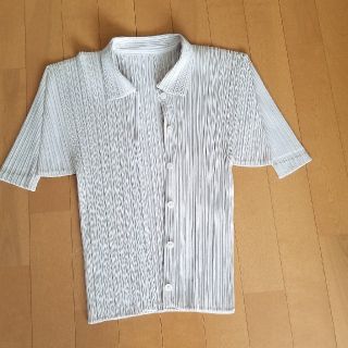 プリーツプリーズイッセイミヤケ(PLEATS PLEASE ISSEY MIYAKE)のプリーツプリーズ　半袖カーディガン(カーディガン)