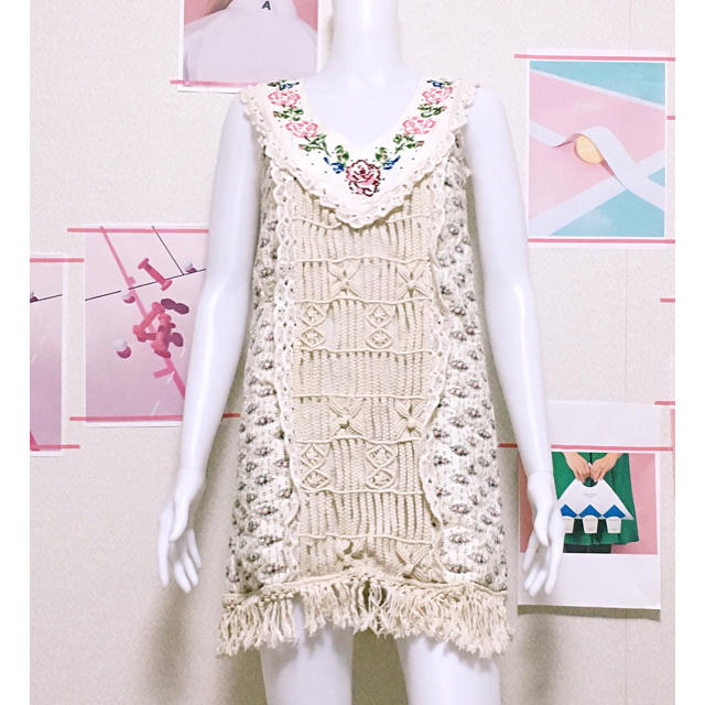 ✴︎sale！✴︎MANOUSH小花柄ノースリーブワンピース。