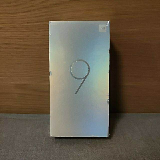 Xiaomi Mi9 128GB/ 6GB 新品未開封 グローバル版  スマホ/家電/カメラのスマートフォン/携帯電話(スマートフォン本体)の商品写真