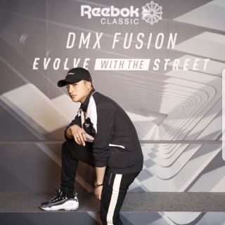 リーボック(Reebok)の人気！Reebok Classic ベクターセットアップ ロスト&ファウンド(ナイロンジャケット)