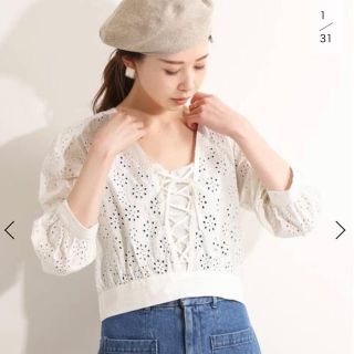 IENA LA BOUCLE レースアップ刺繍ブラウス ホワイト(シャツ/ブラウス(長袖/七分))